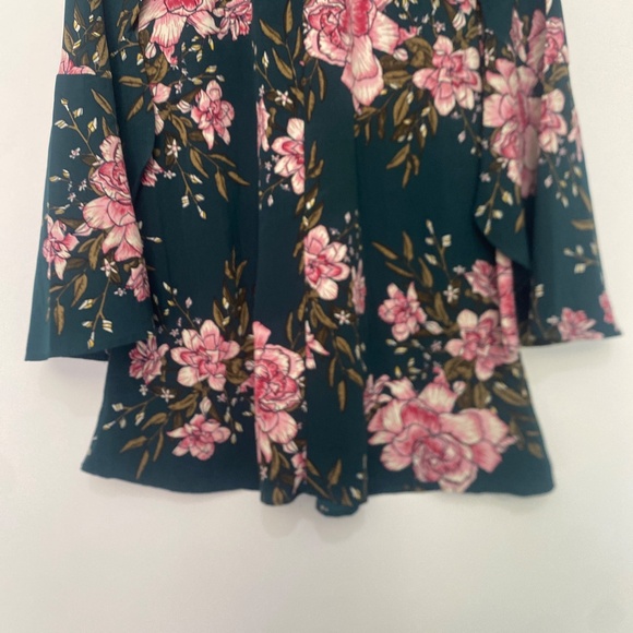 NWT Lulus XS Swing Floral Mini Bell Split Sleeves Dress - Picture 9 of 11